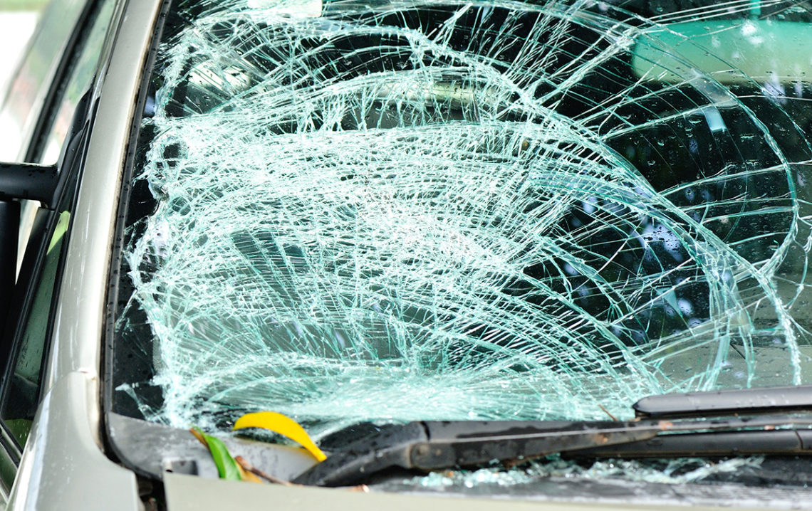 Thinner Metal Frames in Cars Could be Dangerous Cracked Windshield Feature
