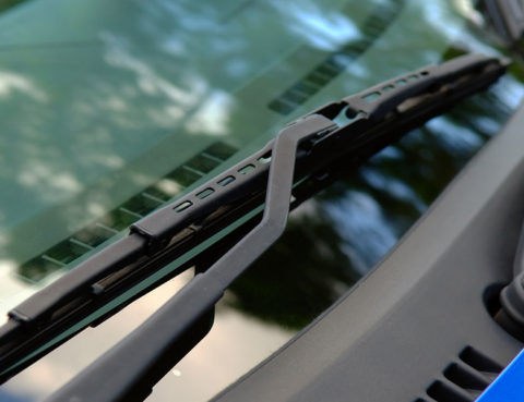 What Are the Best Windshield Wiper Blades for Your Car and Budget?