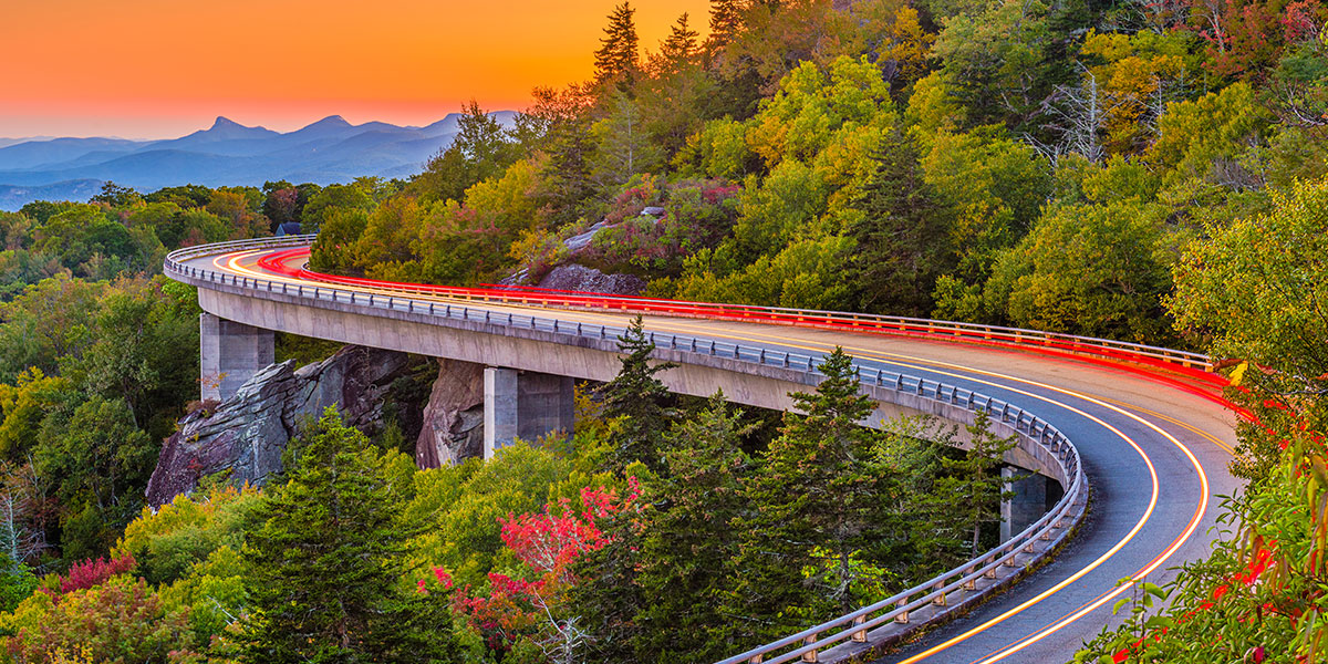Top 20 most naturally beautiful places in the world -  The Blue Ridge Parkway: Scenic Drive Through Nature's Beauty